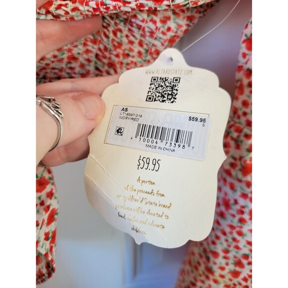 NWT Altar'd State Smocked Ruffle Sleeve Top Size S - Picture 4 of 5